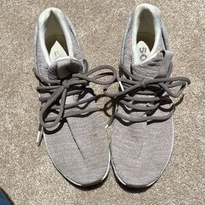 Sorel out and about sneakers